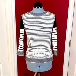 🖤 The Limited sweater size M 🖤